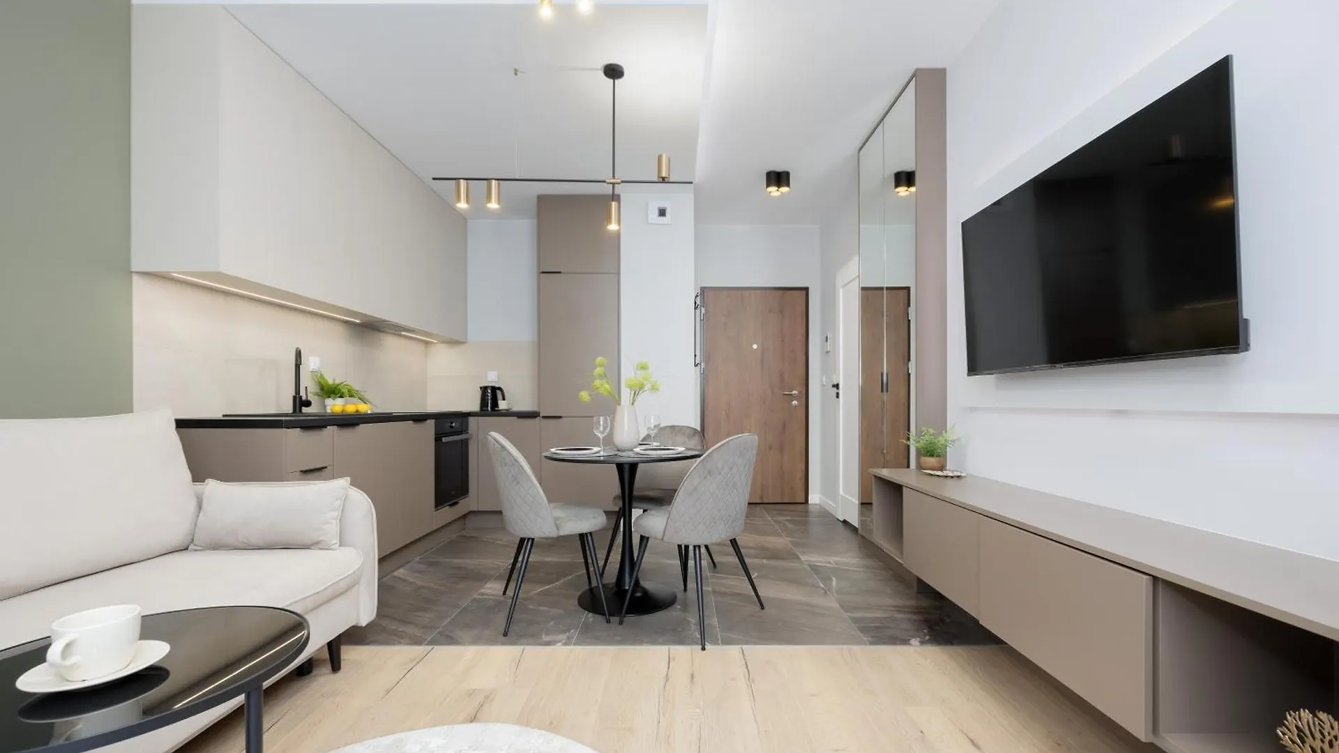 Apartmán Piekne Studia Dla 3 Osob & Parking Warszawa By Noclegi Renters