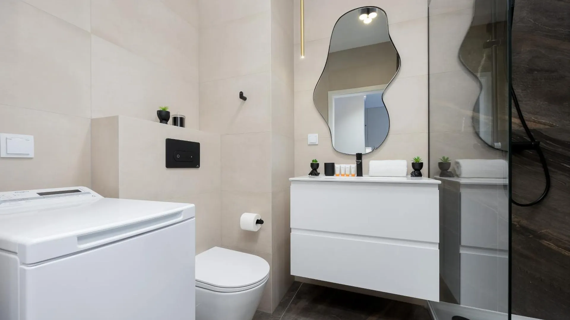 Piekne Studia Dla 3 Osob & Parking Warszawa By Noclegi Renters